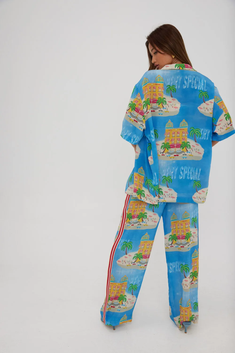 SOMETHING VERY SPECIAL - Hotel Special Resort Shirt - Sky Blue